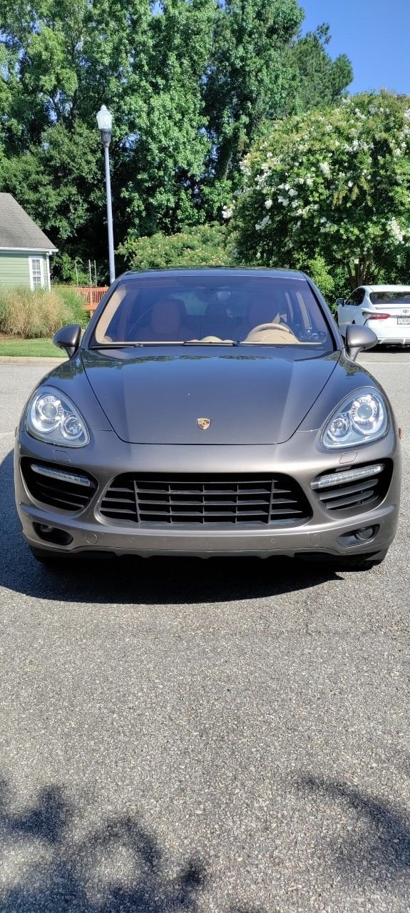 2013 Porsche Cayenne - 2013 Porsche Cayenne Turbo - Used - VIN WP1AC2A26DLA90801 - 80,000 Miles - 8 cyl - AWD - Automatic - SUV - Gray - Columbia, SC 29201, United States