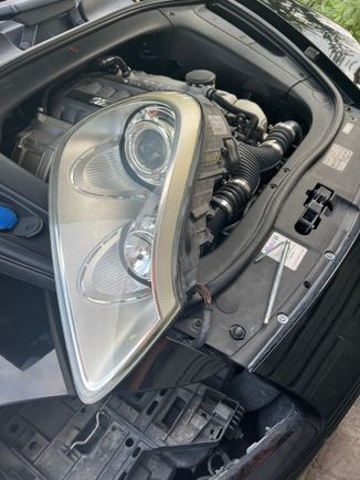 Just slide that headlight out