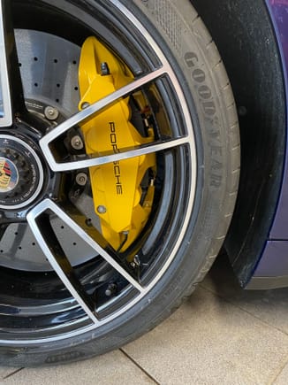 My first experience with Goodyear F1 tires. Last 2 Turbos came with Pirelli and at best they were meh....
Looking forward to seeing how these work.