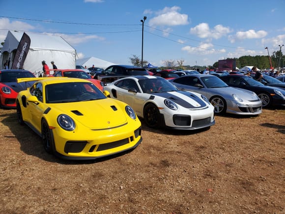 Silver one with it's younger and faster brothers (GT3RS & GT2RS)