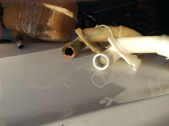 Nice rusty part out, new Roger parts in....