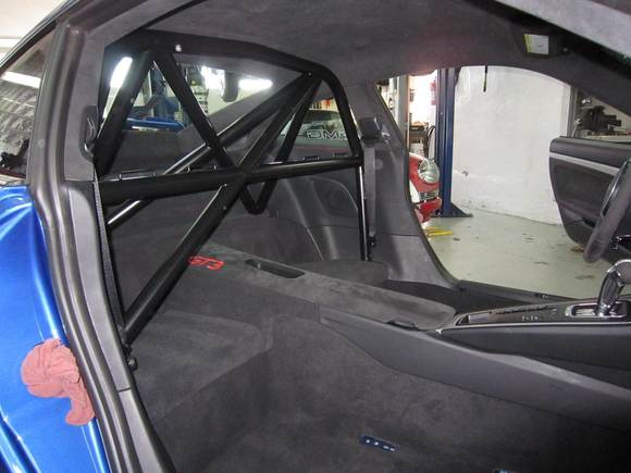 Cantrell Roll Bar