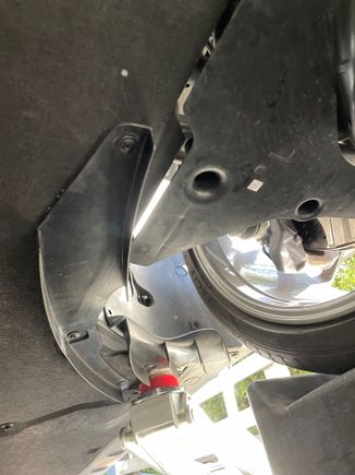 Undercar. 