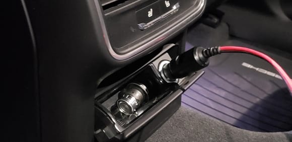 Macan rear console 