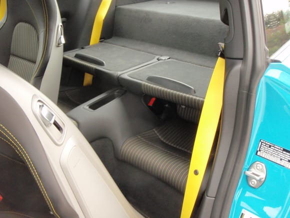 Rear seats as delivered