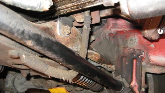 Odd engine ground strap &amp; location.
Broken bolts/stud in typical location.