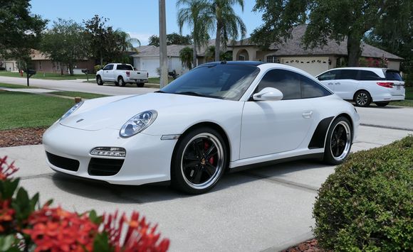 Porsche Sport Classics.