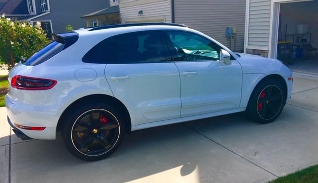 2018 Porsche Macan - 2018 Macan Turbo in Perfect Condition - Used - VIN WP1AF2A59JLB71286 - 1,287 Miles - 6 cyl - AWD - Automatic - SUV - White - Raleigh, NC 27601, United States