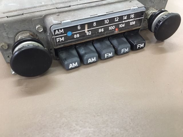 Audio Video/Electronics - Blaupunkt Frankfurt AM-FM radio, US buttons, blackplate - Used - Alexander City, AL 35010, United States
