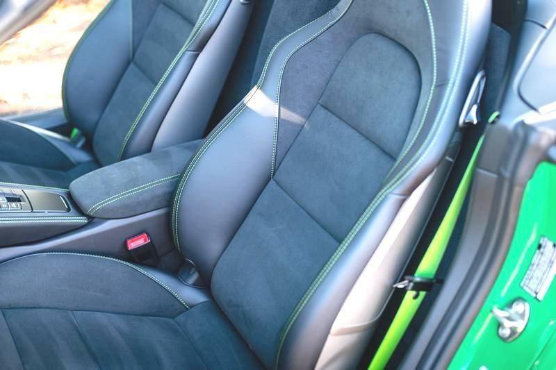 2021 Porsche 718 Spyder - 2021 718 Spyder 890 Miles - Used - VIN WP0CC2A89MS240775 - 890 Miles - 6 cyl - 2WD - Manual - Costa Mesa, CA 92626, United States