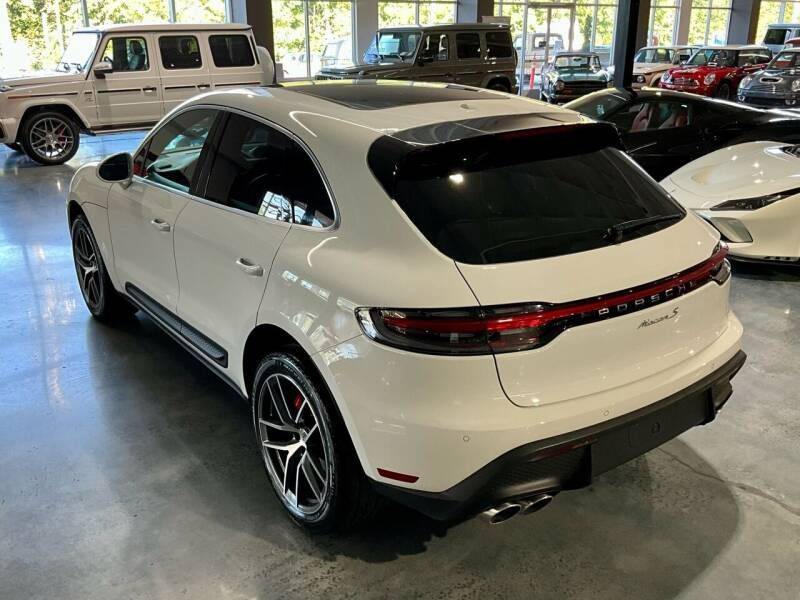 2022 Porsche Macan - 2022 Porsche Macan S (Immaculate Condition/Premium Package). - New - Cary, NC 27511, United States