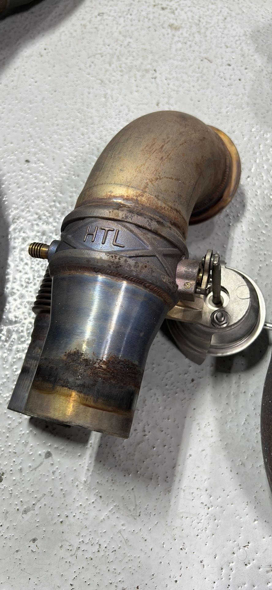 The best of the best Dundon Street Headers w/ high flow cats for the