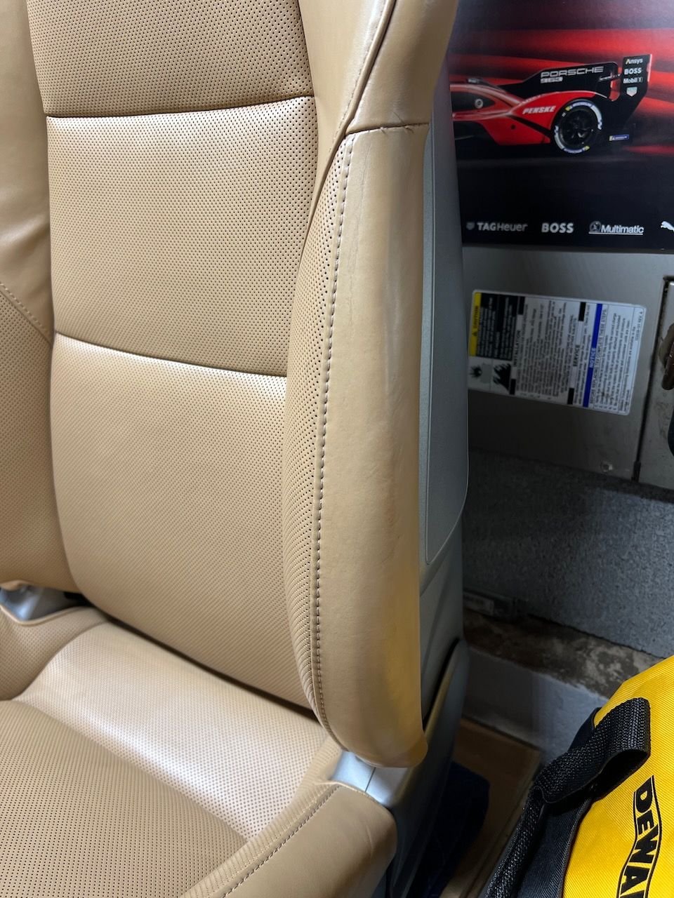 Interior/Upholstery - 991.2 18-way Luxor Beige Sport Seats Plus, heated/ventilated, full leather - Used - All Years  All Models - All Years  All Models - All Years  All Models - Raleigh, NC 27607, United States