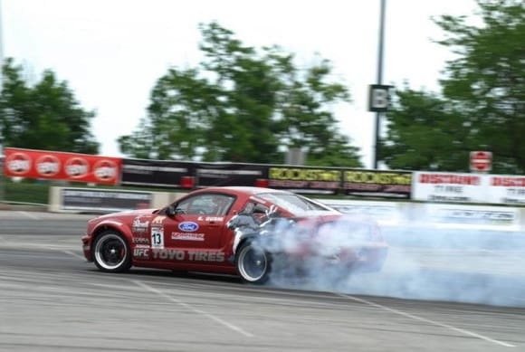2006 ken gushi drives mustang gt in drifting competition 4