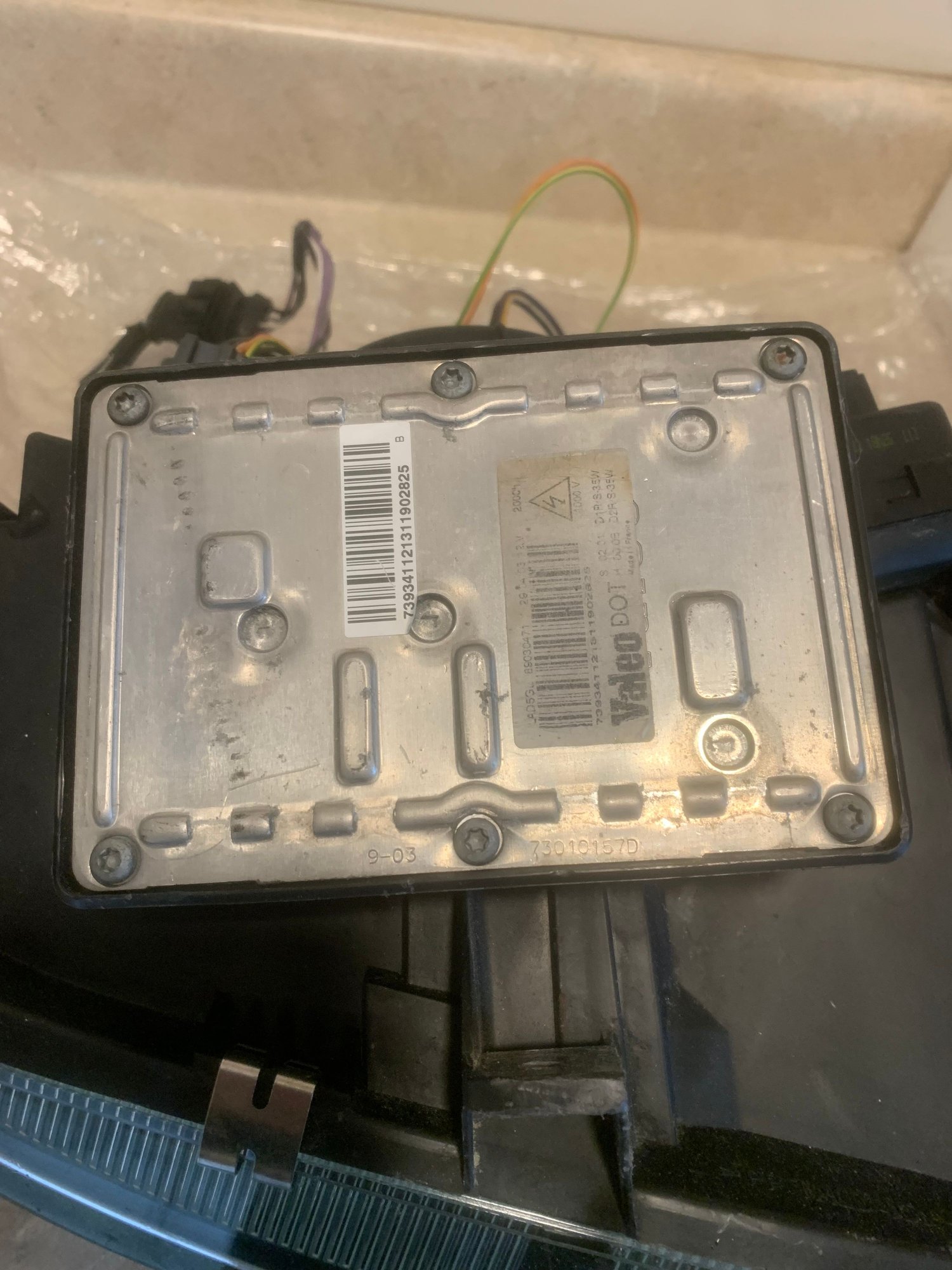 Lights - Xenon headlight assemblys - Used - 2001 to 2005 Volvo V70 - Bridgewater, MA 02324, United States