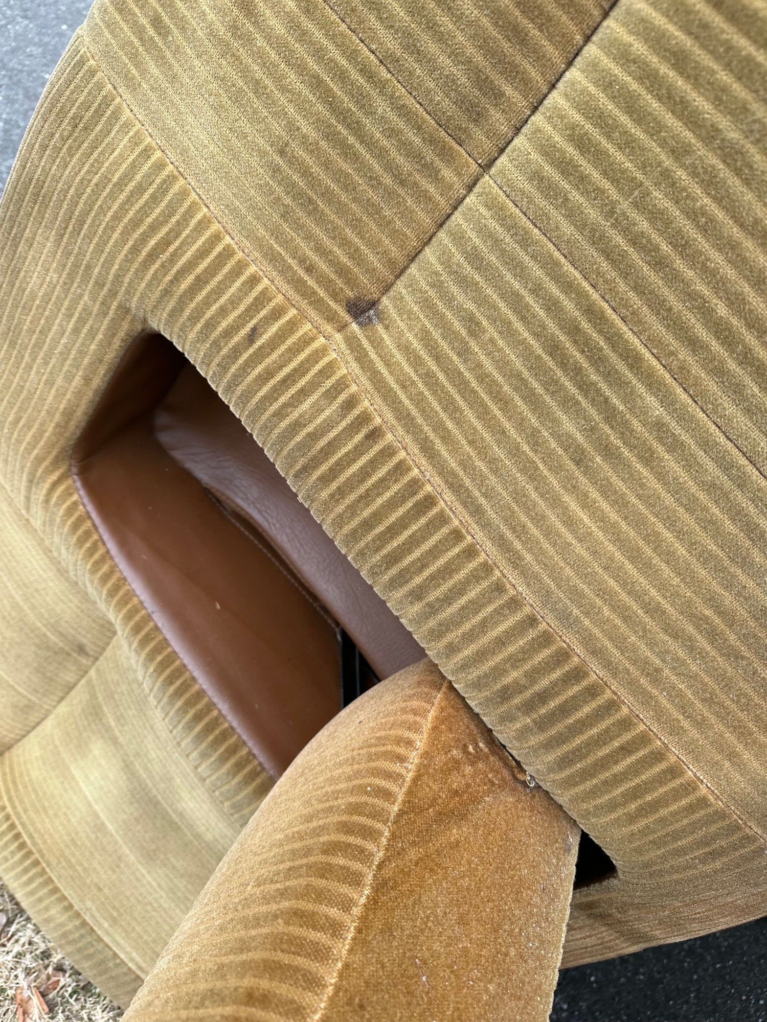 Interior/Upholstery - FS: 1981 245 GLE rear seats brown velour - Used - 1980 to 1993 Volvo 245 - Trumbull, CT 06611, United States