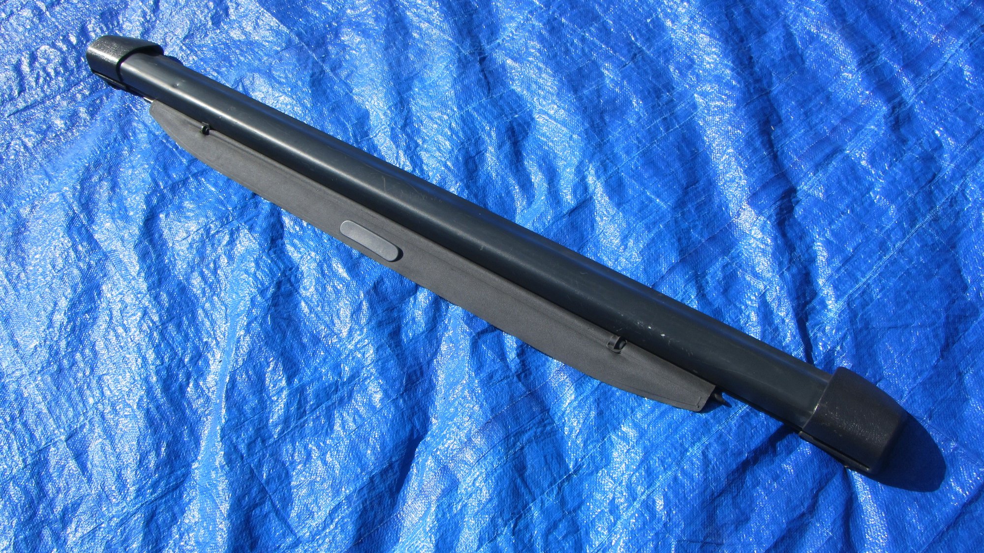 Interior/Upholstery - Volvo 850 Original Wagon Retractable Parcel Cargo Cover Grey - Used - 1993 to 1997 Volvo 850 - 1998 to 2000 Volvo V70 - Sacramento, CA 95832, United States