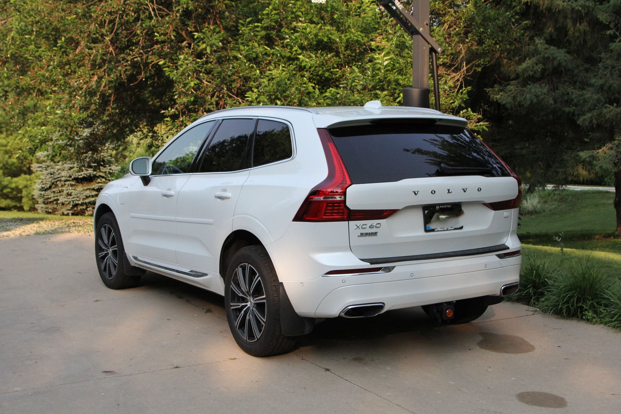 2021 Volvo XC60 - 2021 XC60 recharge - Used - VIN YV4BR0DL1M1765024 - 37,000 Miles - 4 cyl - AWD - Automatic - SUV - White - Cedar Rapids, IA 52405, United States