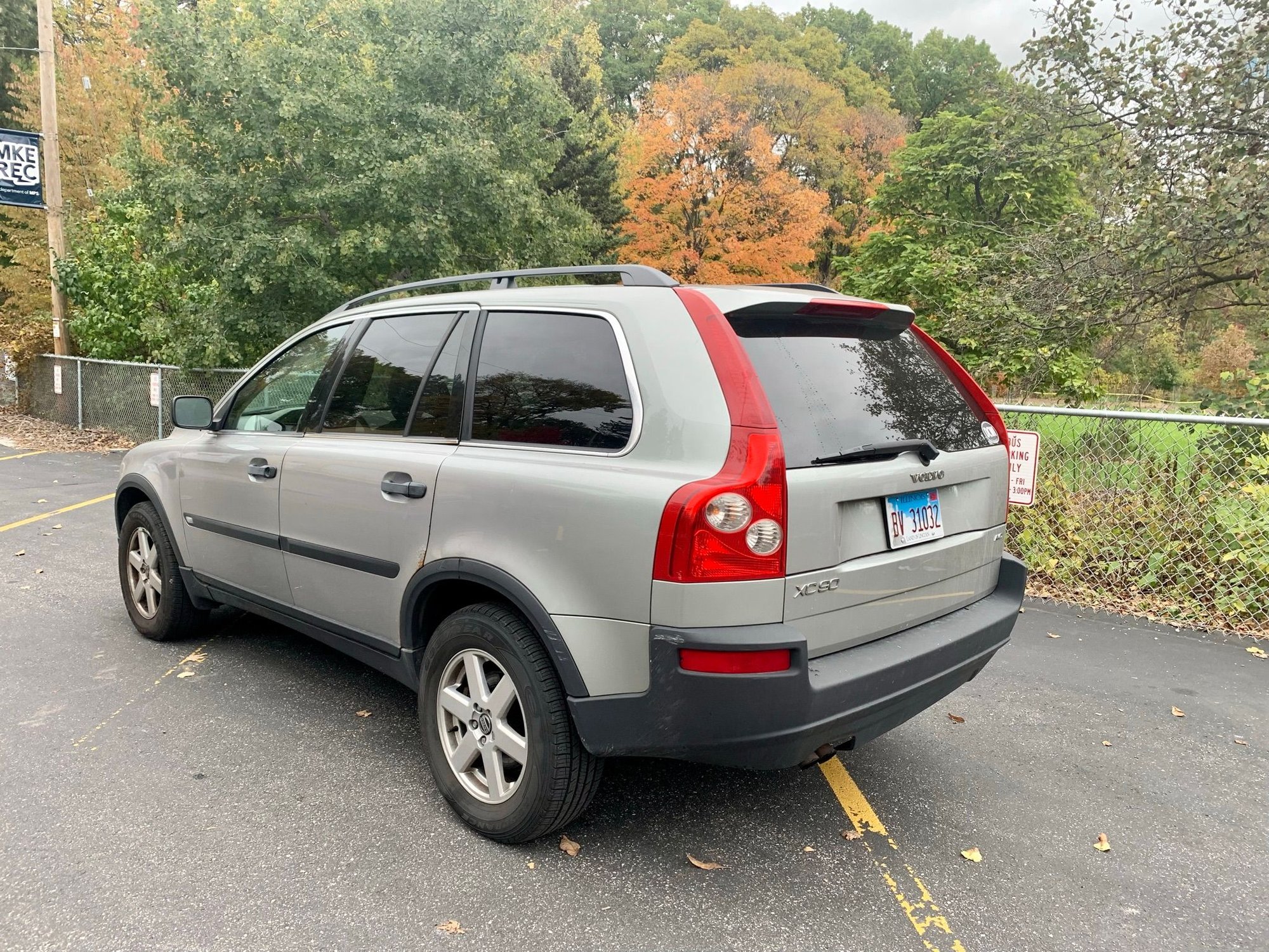2005 Volvo XC90 - 2005 XC90 2.5T AWD 7 seats, well maintained - Used - VIN YV1CZ592951206921 - 187,000 Miles - 5 cyl - AWD - Automatic - Chicago, IL 60611, United States