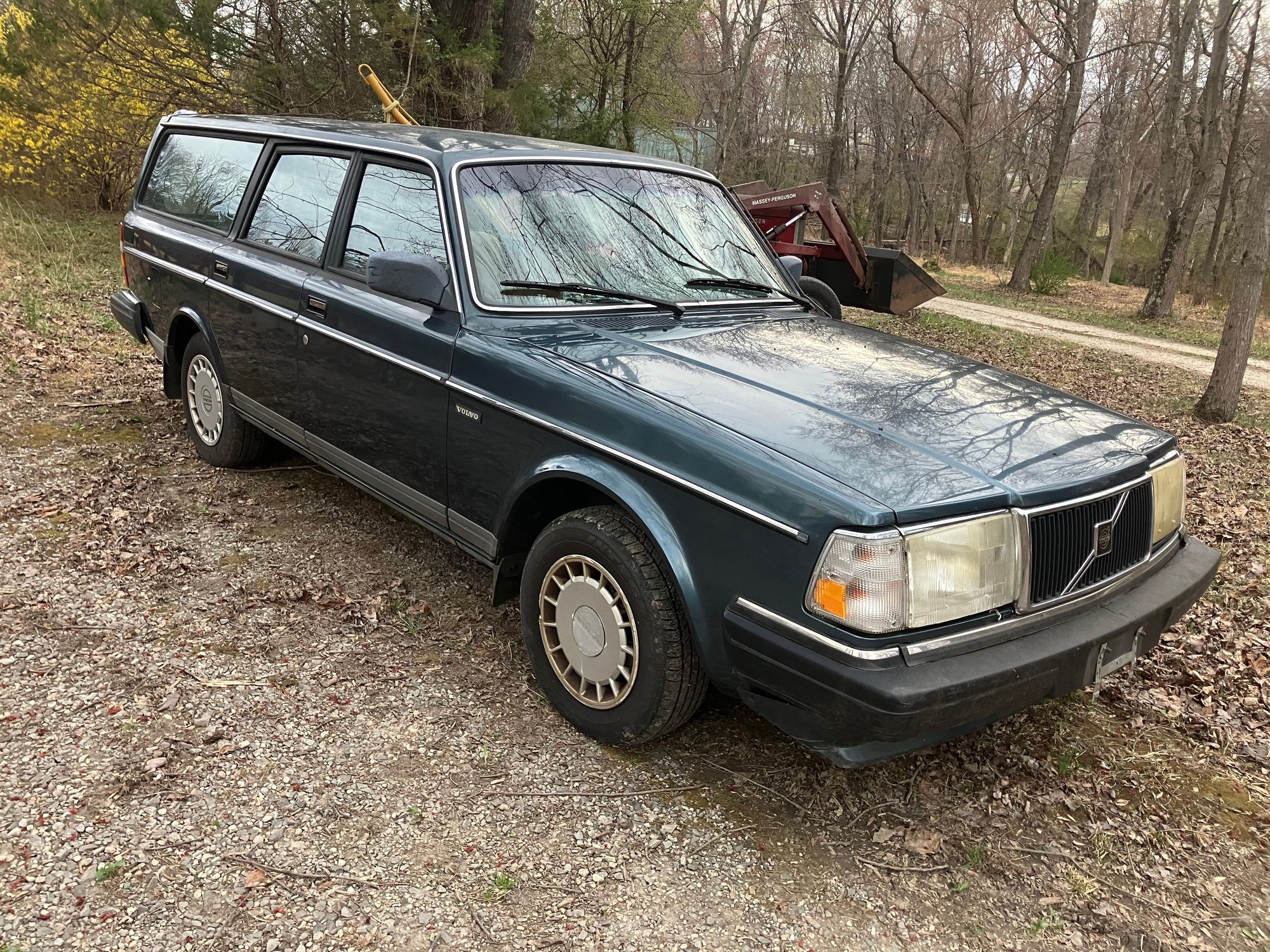 1987 Volvo 244 - 1987 240 DL Wagon - Used - VIN Y240DLYY1987Y804 - 300,000 Miles - 4 cyl - Manual - Wagon - Blue - Frederick, MD 21771, United States