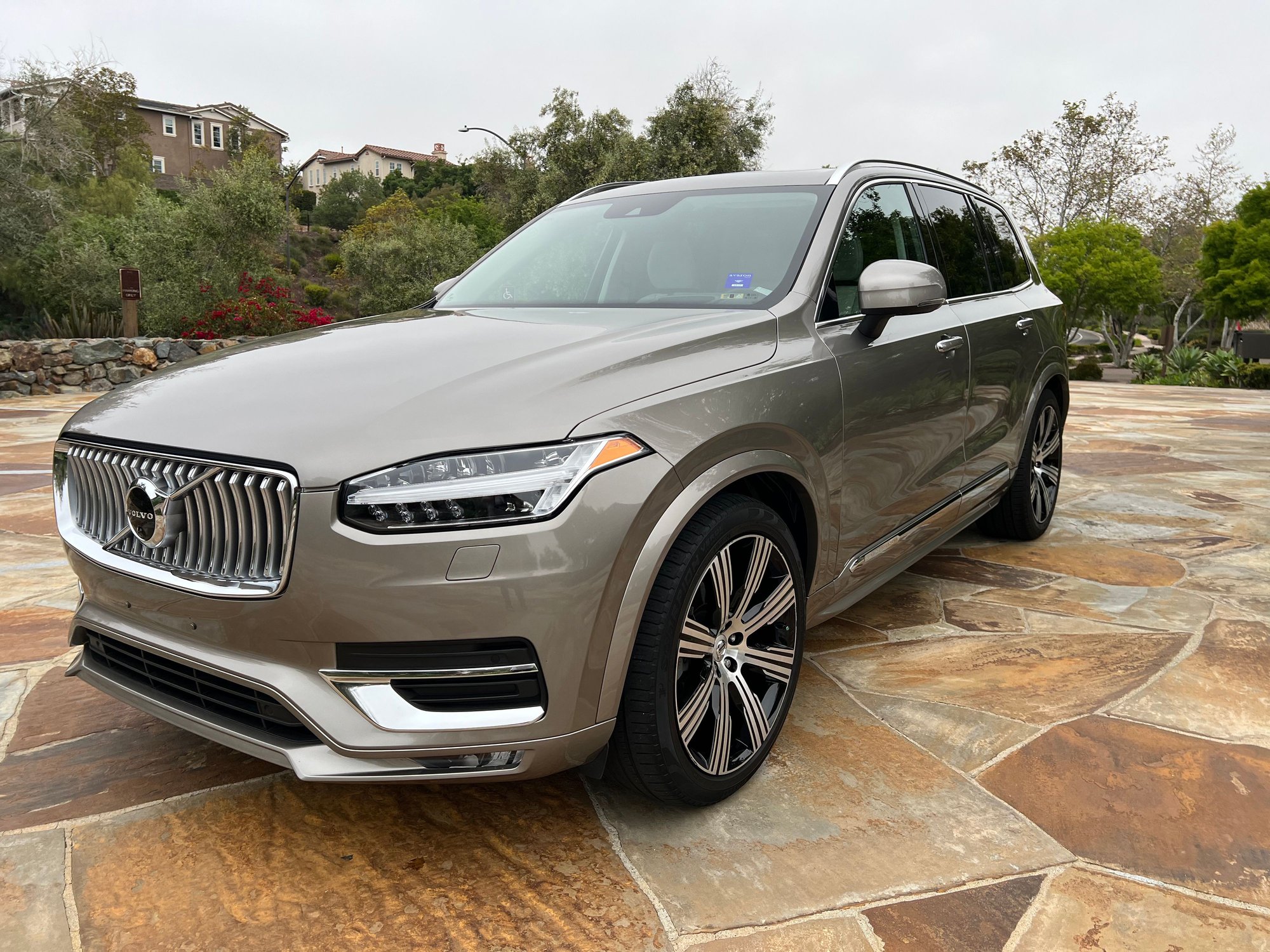 2020 Volvo XC90 - 2020 Volvo XC90 T6 Inscription 6 Passenger 28K Miles Original Owner Meticulously Main - Used - VIN YV4A221L0L1565685 - 29,000 Miles - 4 cyl - AWD - Automatic - SUV - Gray - San Diego, CA 92127, United States