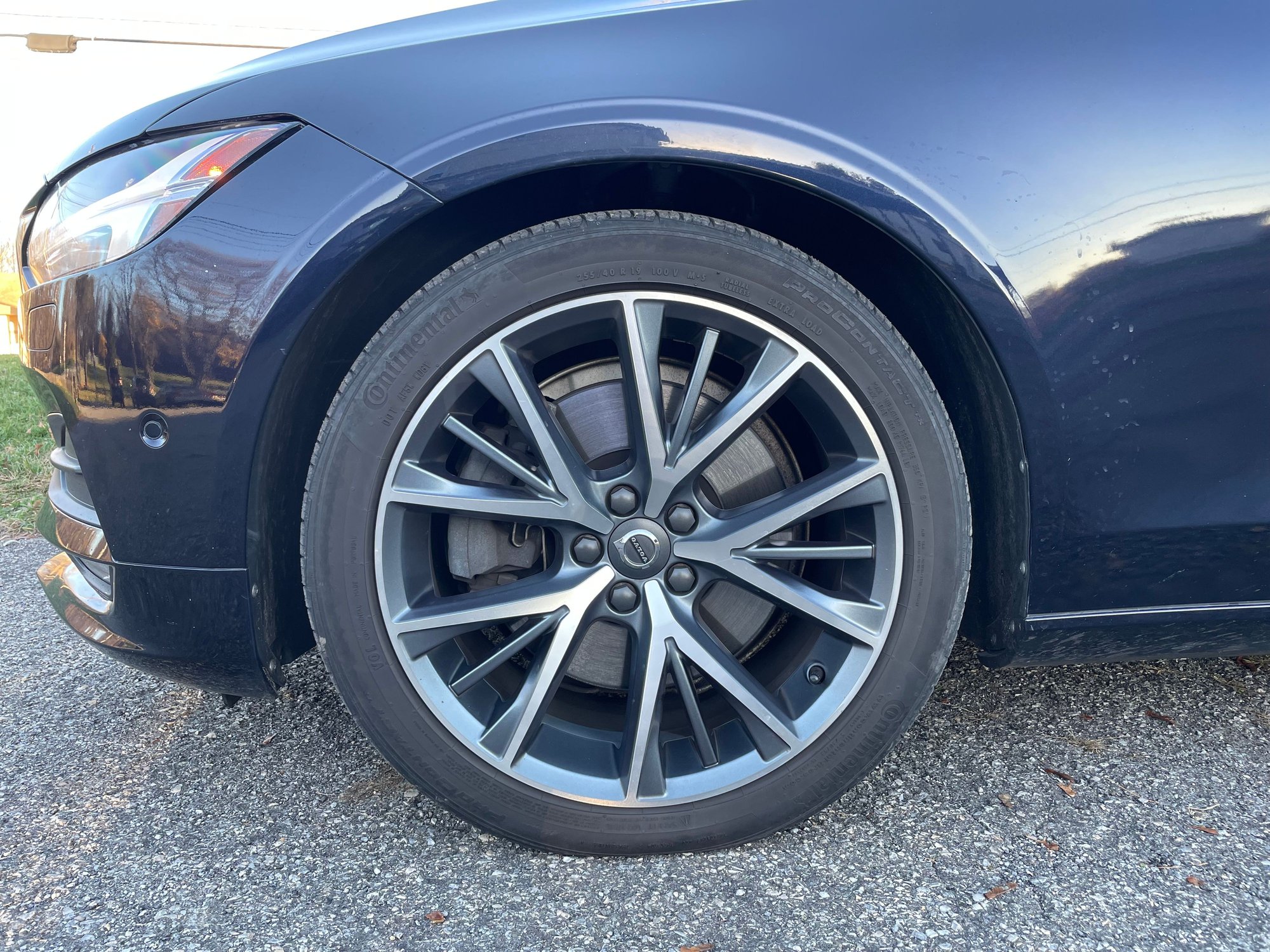 2017 Volvo S90 - 2017 Blue S90 T6 Momentum - Used - VIN YV1A22MKXH1005941 - 120,000 Miles - 4 cyl - AWD - Automatic - Sedan - Blue - Sparta, NJ 07871, United States