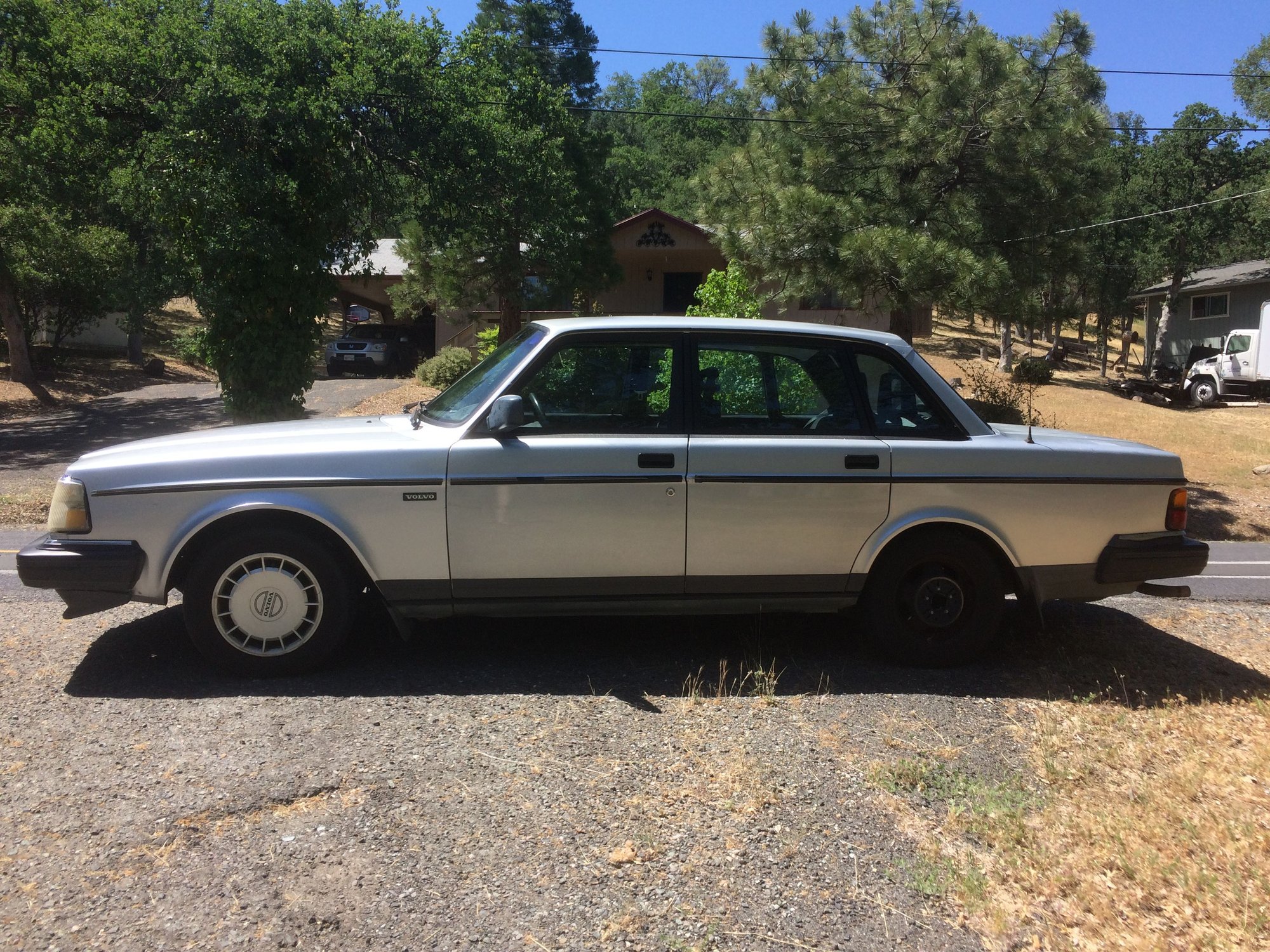 1992 Volvo 240 - Long Behold the Silver Moose! 1992 Volvo 240 DL - Used - VIN YV1AS8816N1471916 - 200,622 Miles - 4 cyl - 2WD - Automatic - Sedan - Silver - Soulsbyville, CA 95372, United States