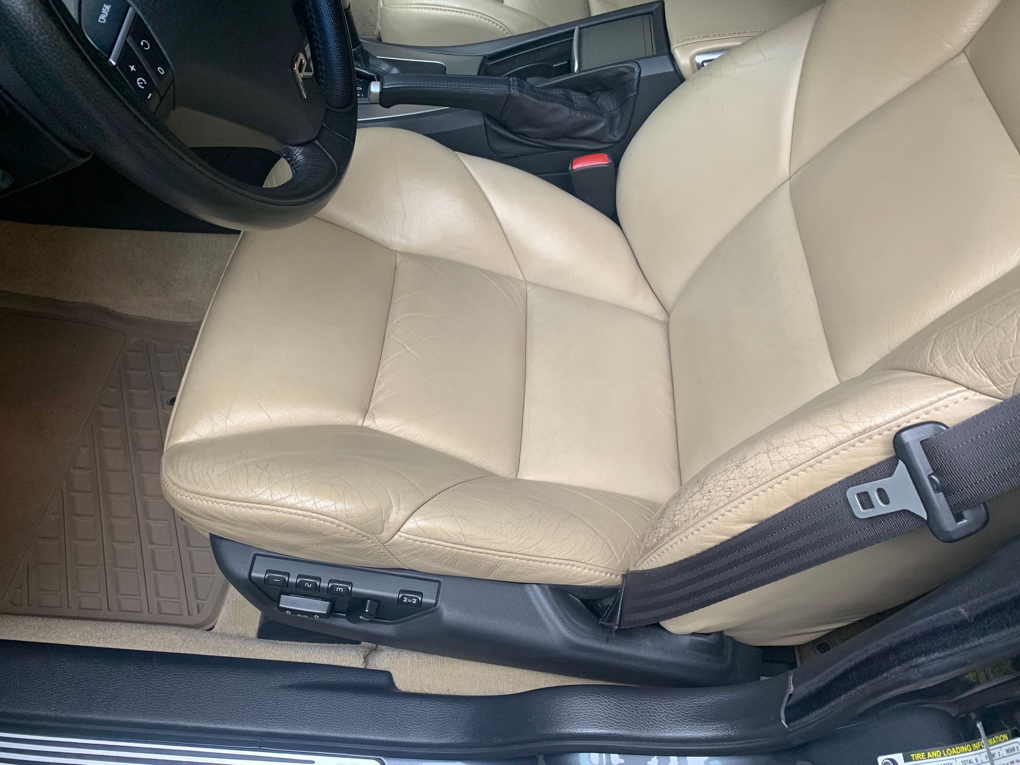2007 Volvo V70 - 2007 V70R Grey/ Gold Gobi One owner well maintained excellent condition $ - Used - VIN YV1SJ527872632797 - 137,123 Miles - 5 cyl - AWD - Automatic - Wagon - Gray - Hinckley, OH 44233, United States