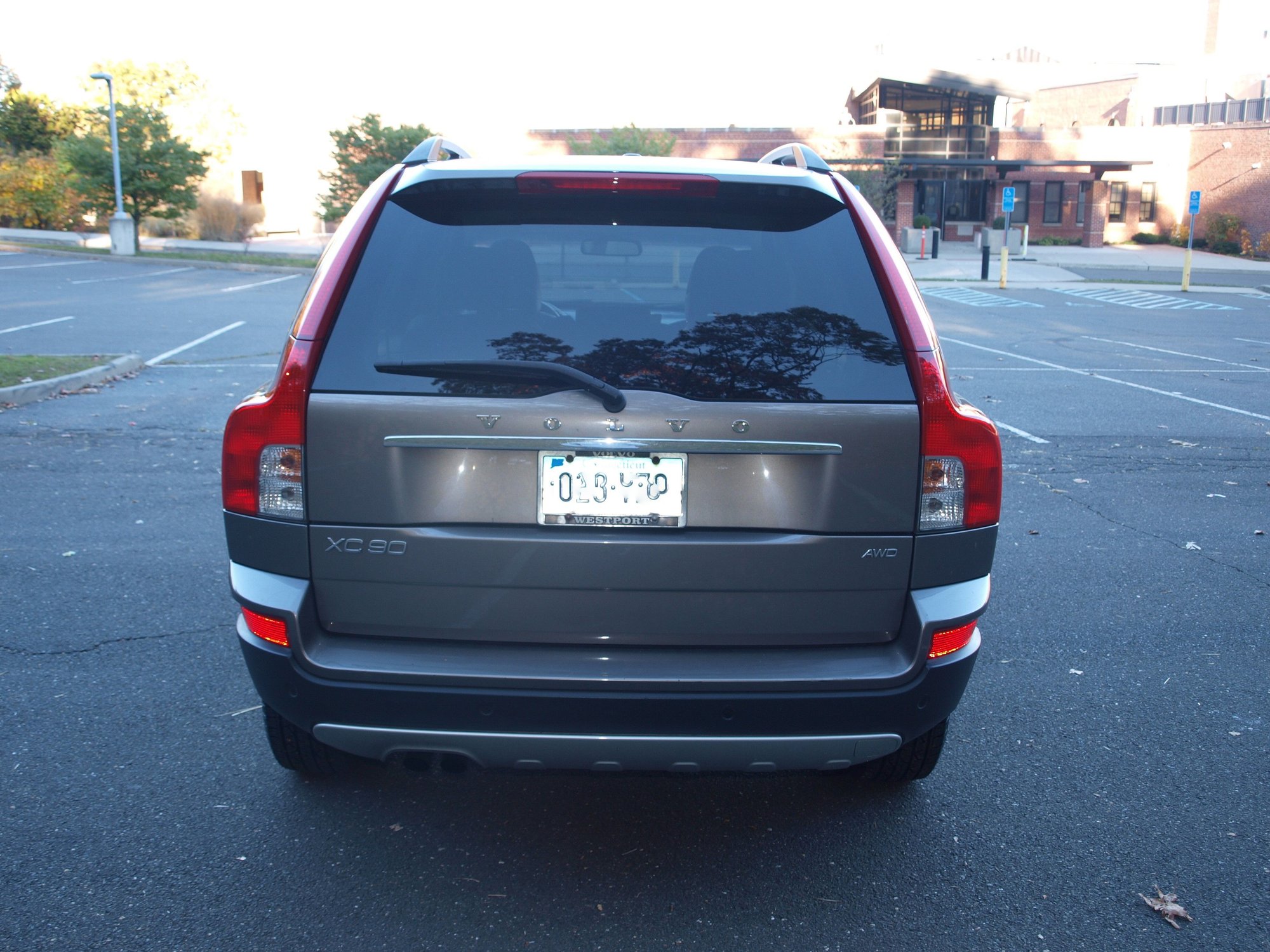 2012 Volvo XC90 - Original Owner selling Volvo XC90 AWD - Used - VIN YV4952cz8c1625885 - 100,561 Miles - 6 cyl - AWD - Automatic - SUV - Gray - Fairfield, CT 06825, United States