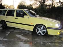 Garage - Bumble bee