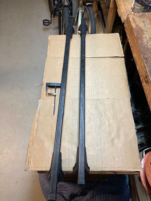 Accessories - Roof rack cross bars that fit Volvo 850 and XC70 wagon - Used - 1994 to 2005 Volvo All Models - Fernandina Beach, FL 32034, United States