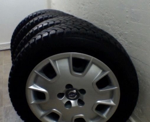 Wheels and Tires/Axles - Gislaved winter tires, Volvo rims & hubcaps - Used - All Years  All Models - Middleton, NS B0S1P0, Canada