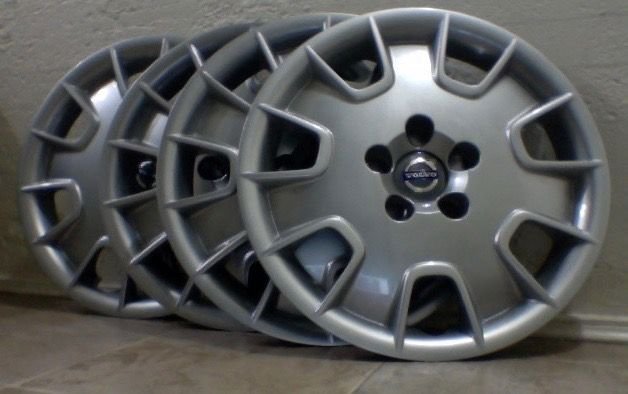 Wheels and Tires/Axles - Genuine Volvo 16" Steel Rims & Matching Hubcaps - Used - 2001 to 2009 Volvo S60 - Middleton, NS B0S1P0, Canada