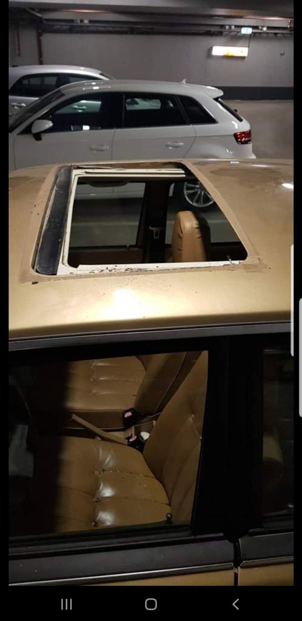 Exterior Body Parts - Sunroof wanted for 240 - Used - 1980 to 1982 Volvo 264 - Reykjavík, Iceland