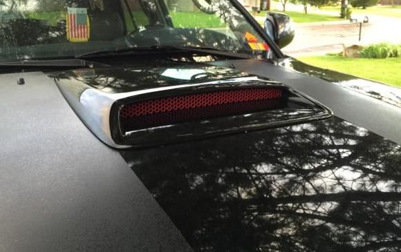 Hood Scoop.