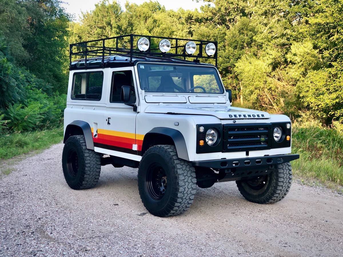 New Land Rover Defender in Omaha