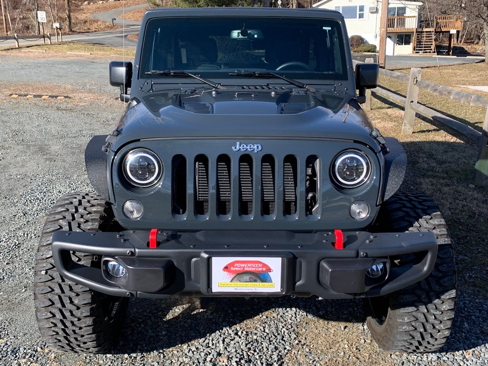 2017 Jeep Unlimited Rubicon 22" Fox suspension, DV8