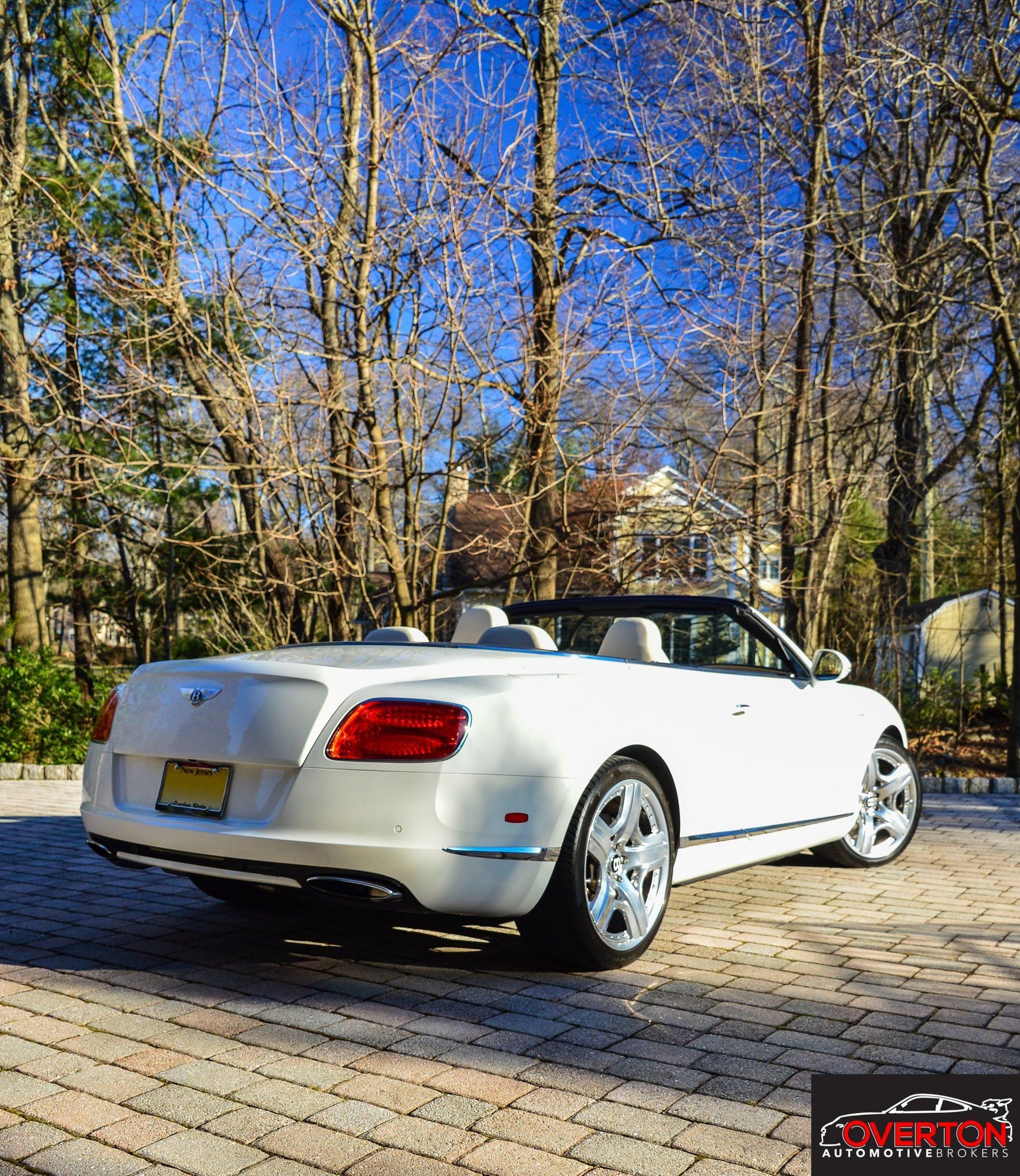2013 Bentley Continental GT Convertible in Glacier White with Linen