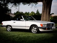 1987 560SL - this is after I took off the stock wheels in favor of some Mille Miglia Bello wheels.