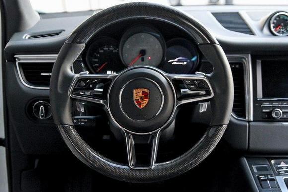 OEM Macan Carbon Steering Wheel