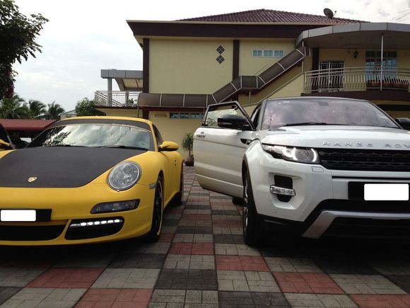 Sport car coupe vs. 4x4 coupe ;-)