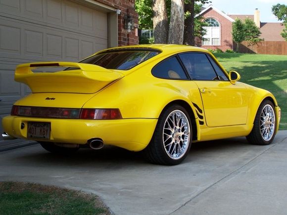 89' custom 930 Slant Nose...GT35R Garrett Turbo &amp; 3.5"
custom exhaust. BBS Wheels, racing intercooler &amp; custom interior.