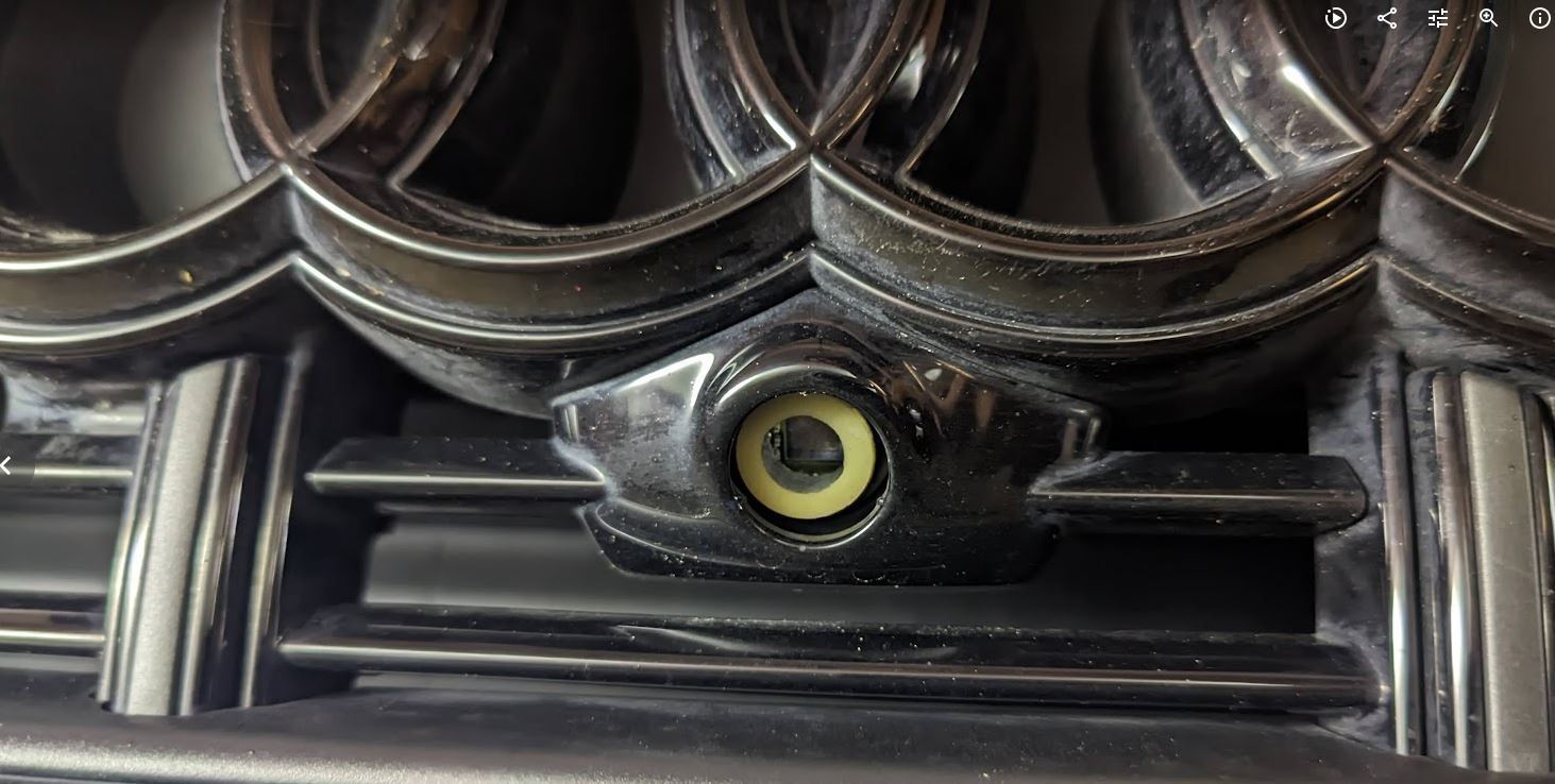 missing-front-camera-cover-on-2022-audi-e-tron-s-sportback-ev