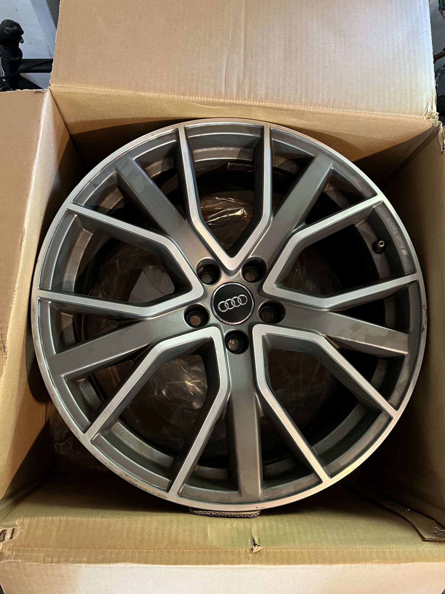 Wheels and Tires/Axles - B9 S4 Black optic Wheels - Used - 2017 to 2023 Audi S4 - Cleveland, OH 44136, United States