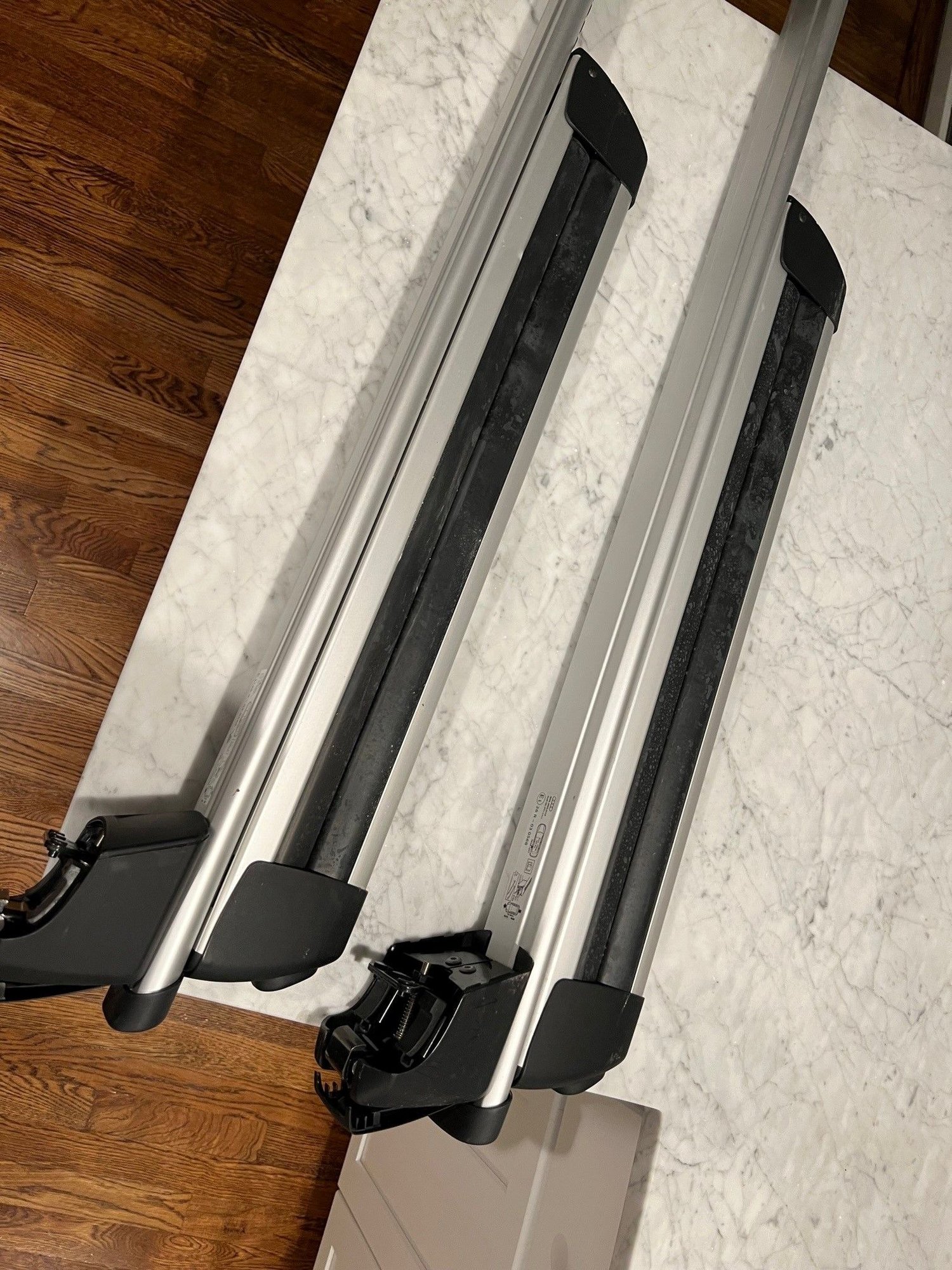 Audi Q5 2018+ OEM cross bars and ski / snowboard carriers AudiWorld