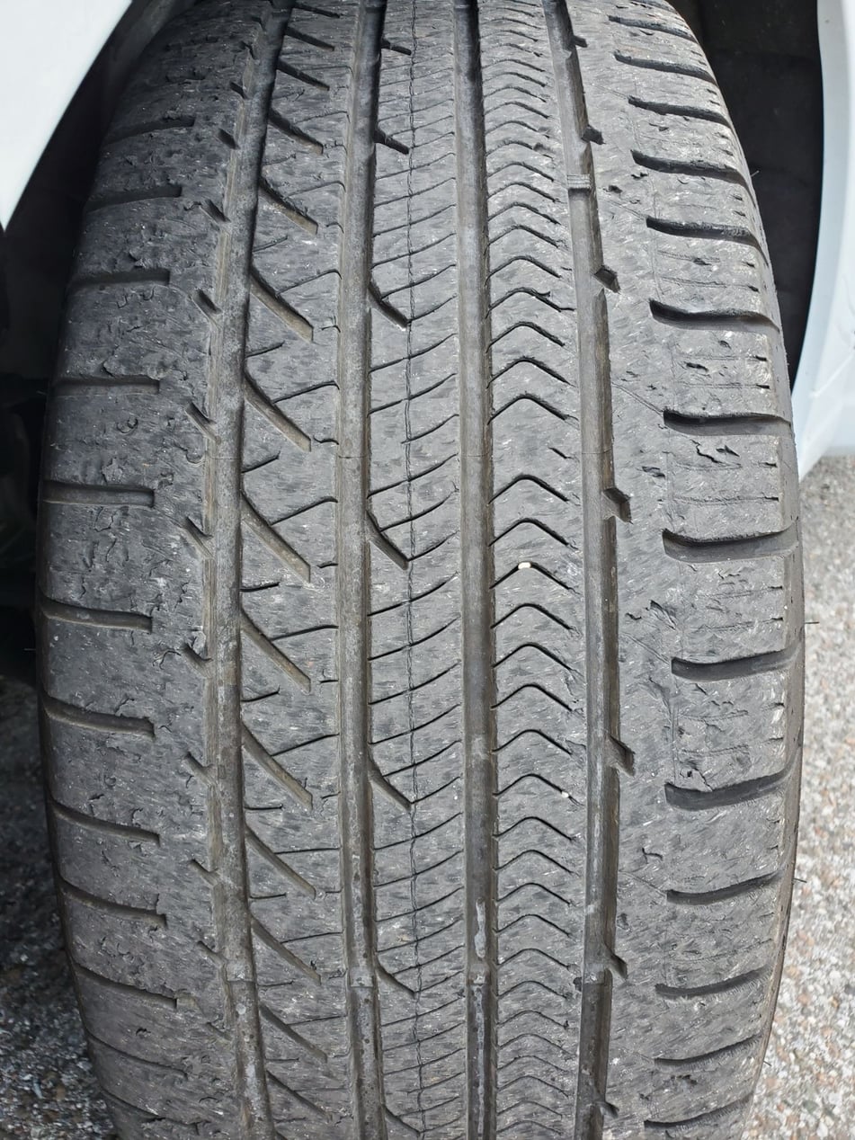 inside front tire wear/damage on used 2018 Q7 - AudiWorld Forums