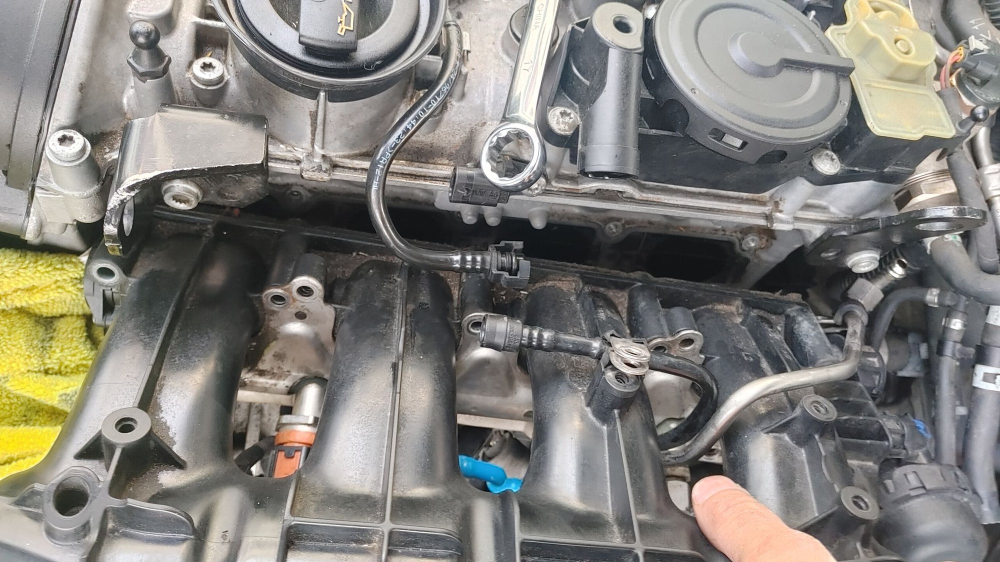Removal of Intake manifold on a4 b8 2.0l tfsi AudiWorld Forums
