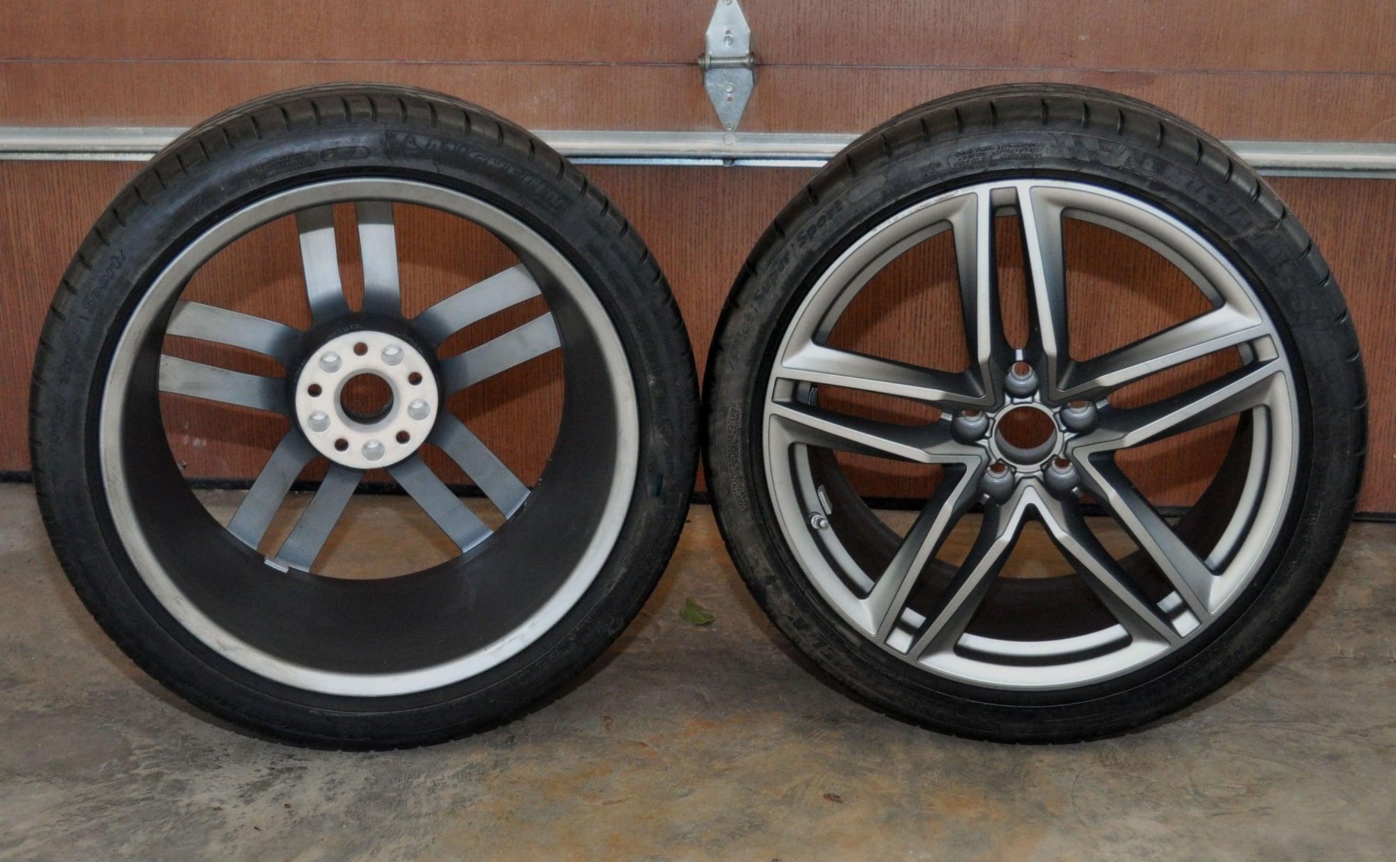Audi R8 OEM R8 Black Optic Wheels (New)/ Michelin Pilot Super Sports ...