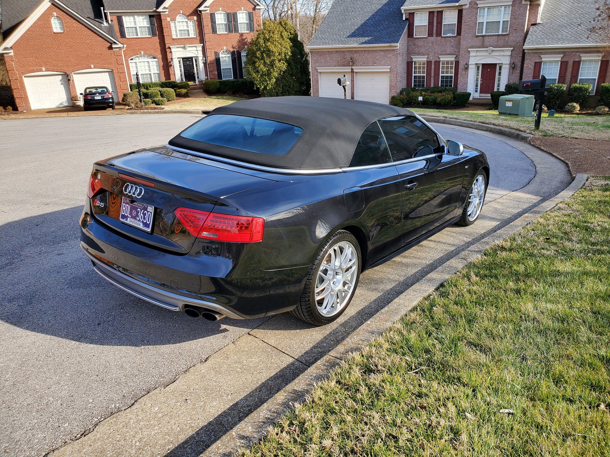 2013 Audi S5 Premium Plus Convertible, Black on Black Beautiful