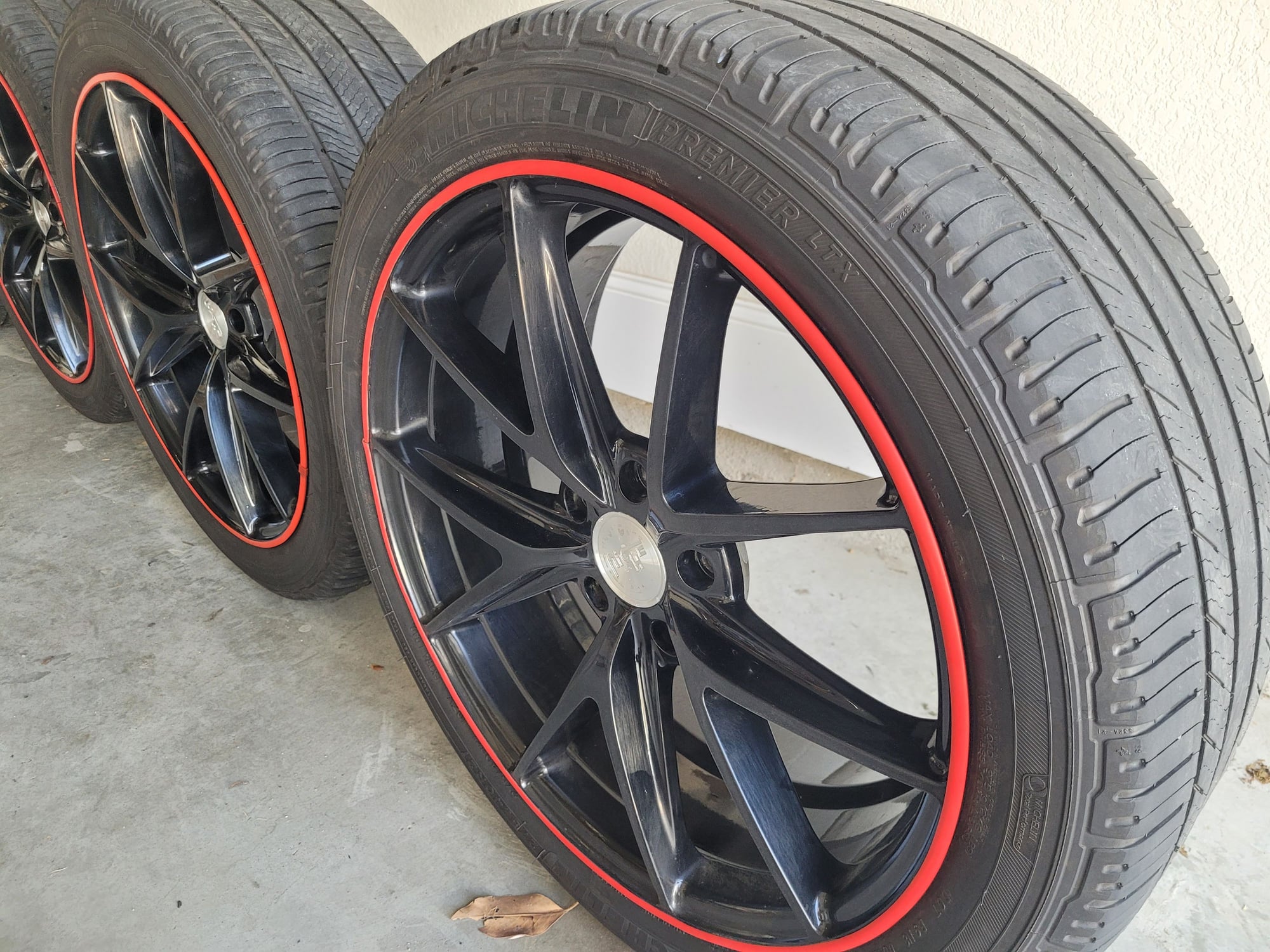 Wheels and Tires/Axles - Niche 21" wheels Michelin Premier LTX Tires 2007-2016 Q7 - Used - Katy, TX 77493, United States